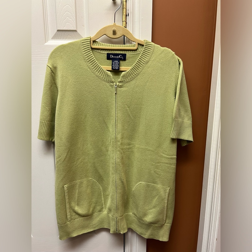 Denim & Co. Women’s Green Full Zip Sweater, Size L. New!